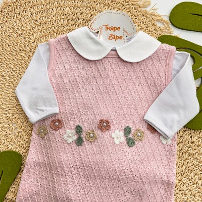  Macacão de Linha Clara Salopete - Rosa